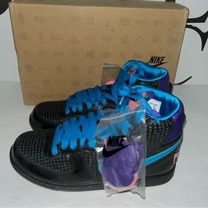 NIKE WMNS TERMINATOR PREMIUM QS SIZE 7.5